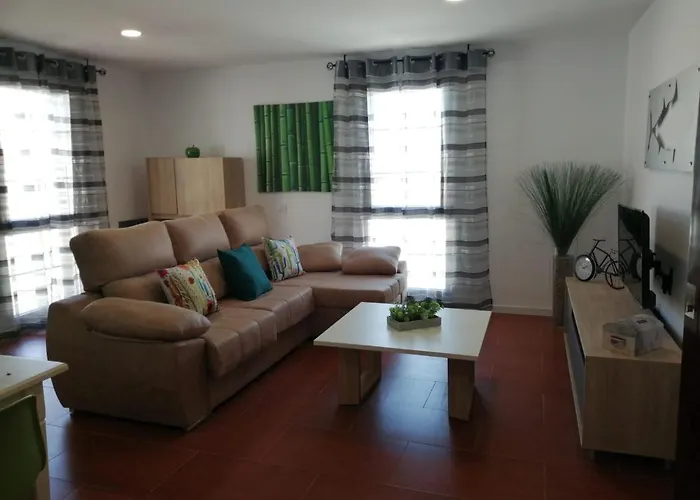 Apartamentos Empul \